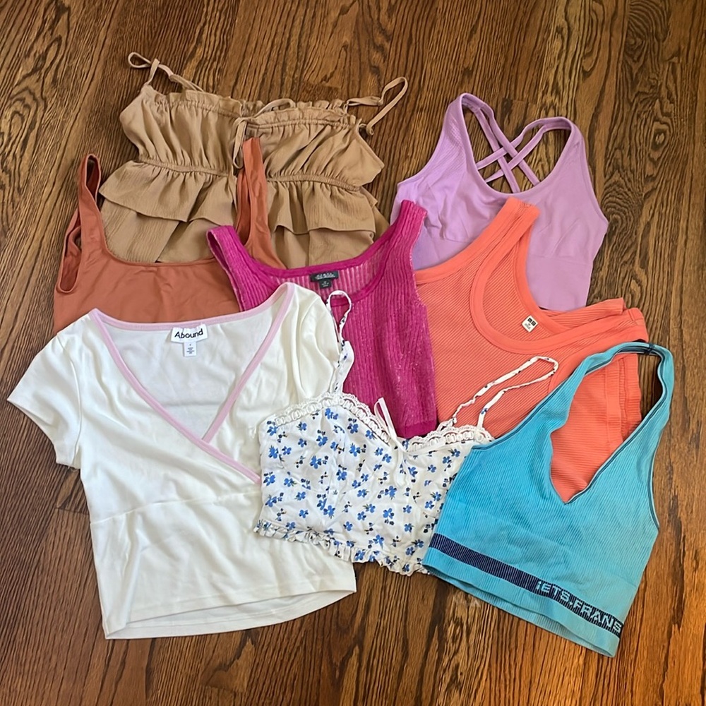 Tank Top Bundle - image 1
